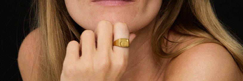 RInge fra Jane Kønig hos Guldcenter