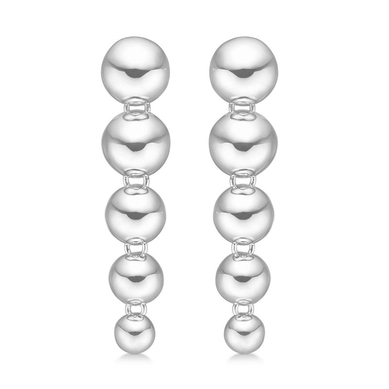 Mads Z Biggest Ball hængeøreringe i sterlingsølv med store blanke kugler og minimalistisk dansk design