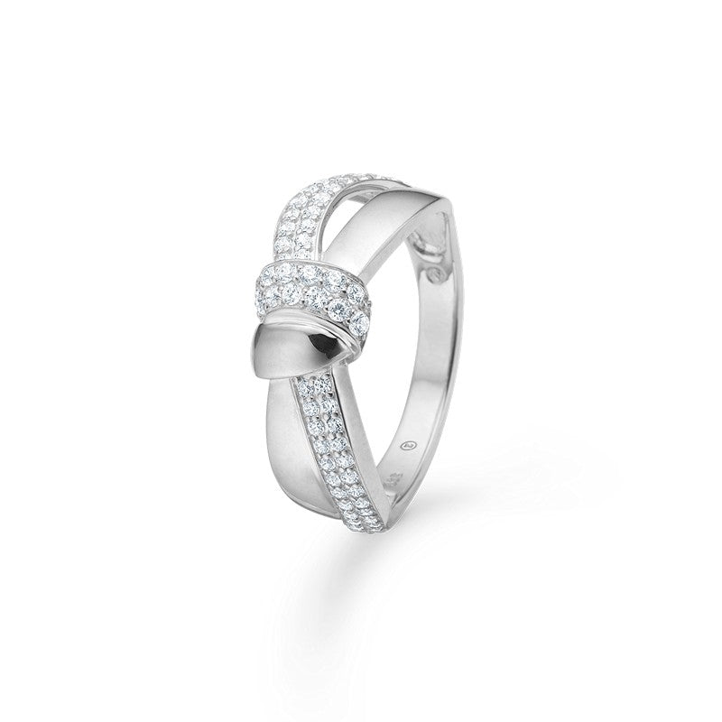 Darcy ringen i sølv fra Mads Z er en elegant og tidløs ring