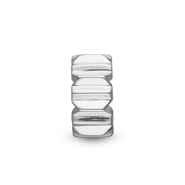 STORY by Kranz & Ziegler sølv circle charm med skarpe kanter og blank poleret overflade