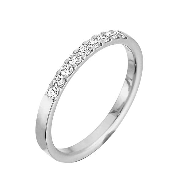 Nuran alliancering i 14 kt hvidguld med 9 diamanter, set fra siden