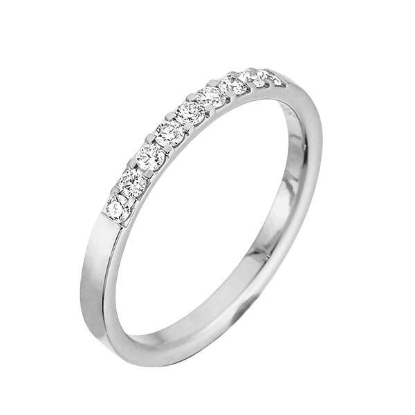Nuran alliancering i 14 kt hvidguld med 9 brillantslebne diamanter på 0,20 ct
