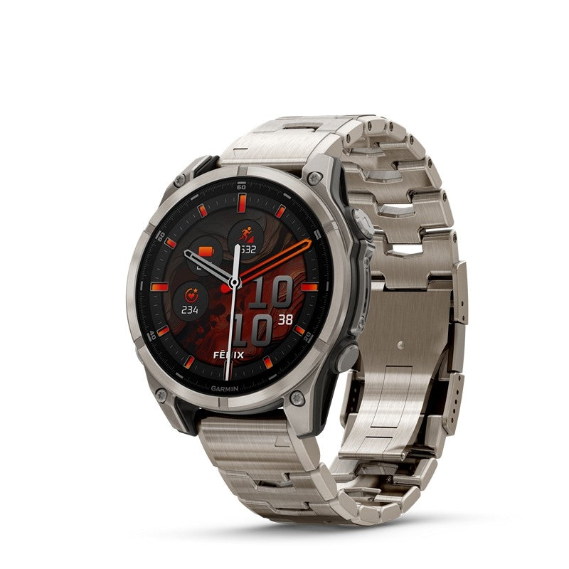 Garmin Fenix 8 AMOLED smartwatch i titanium med safirkrystalglas og titaniumlænke, Ø 47 mm