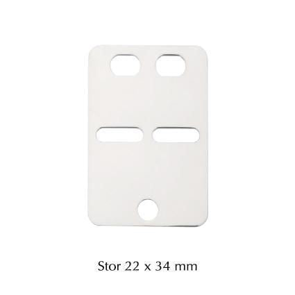 BNH kadaverskilt i sterlingsølv, stort ID-tag på 22x34 mm – set fra siden