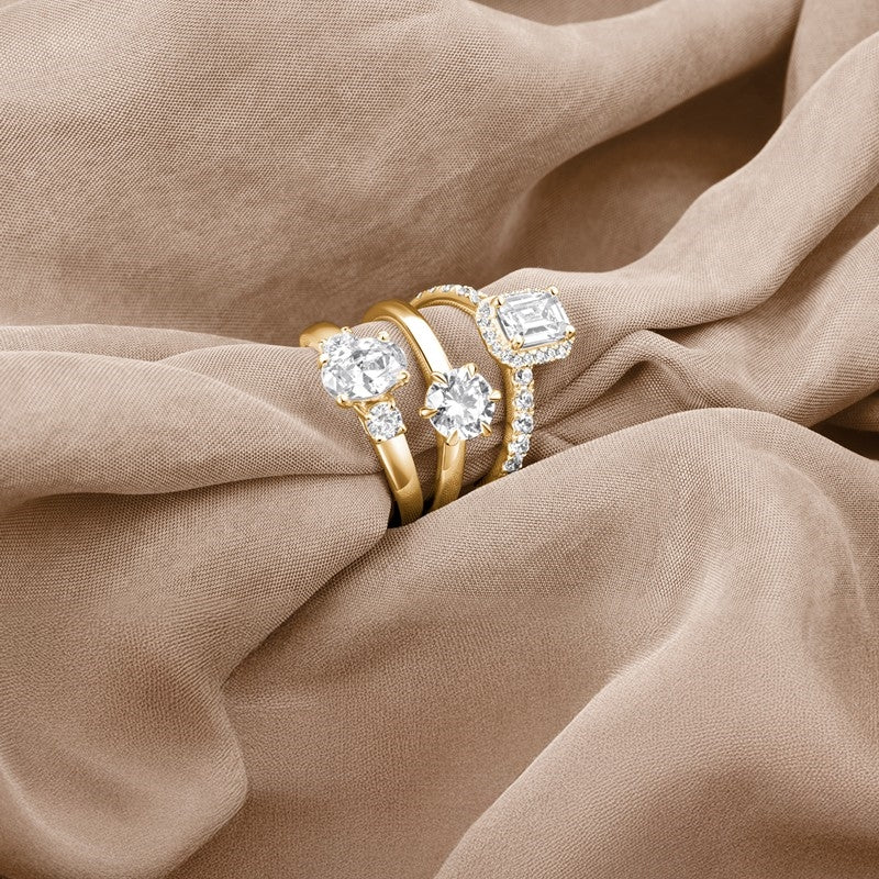 Siersbøl LUXURY firkantet halo-ring i 14 kt. rødguld med lab-grown diamant – nærbillede af sten