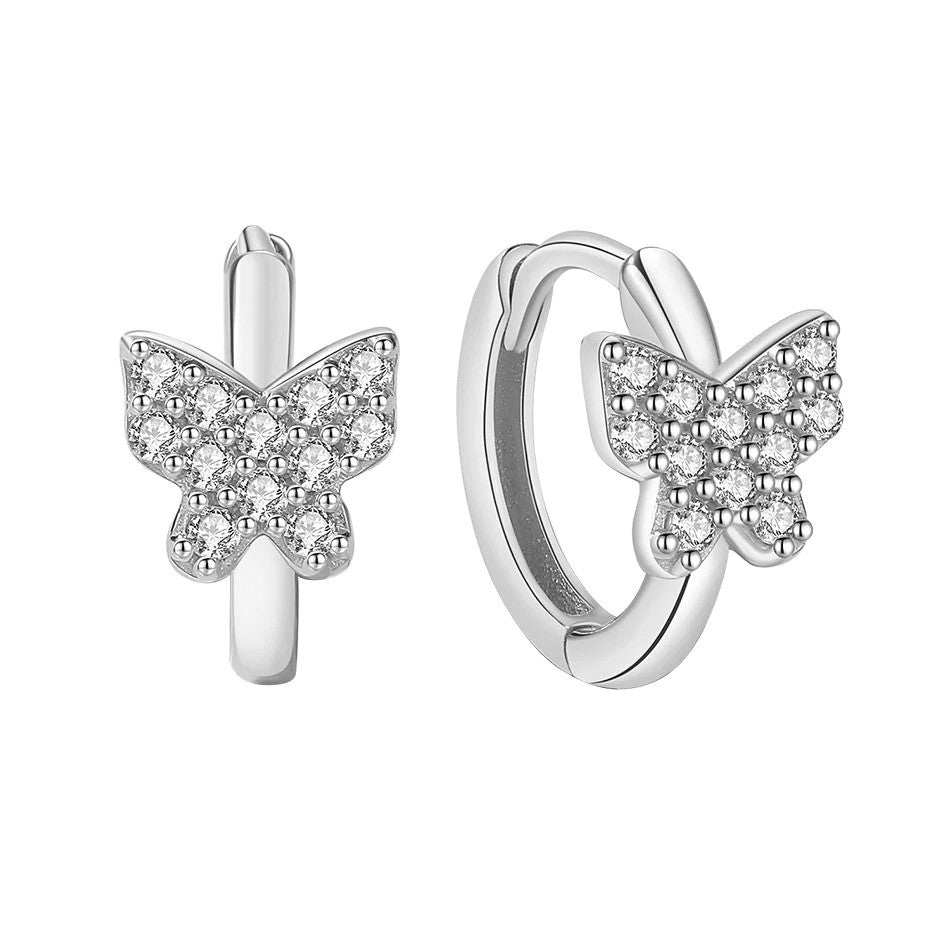 MerlePerle butterfly creoler i sterlingsølv med zirkonia-besat sommerfuglemotiv, 10,5 mm
