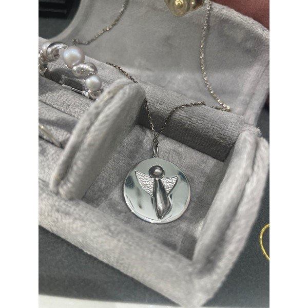 Mads Z Me & My Angel 2-i-1 halskæde i sølv med engel-amulet – set fra siden
