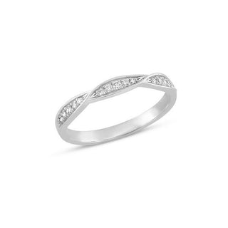 Nuran Lilja Leaf ring i 14 karat hvidguld med 15 brillanter i alt 0,15 ct