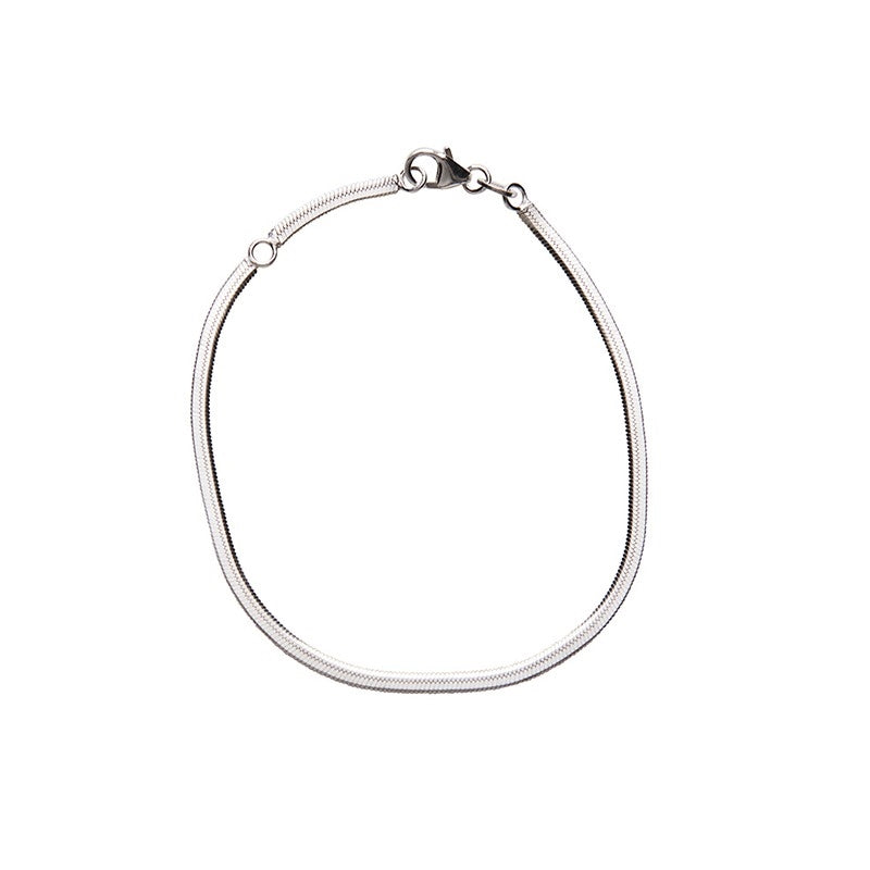 Pico Copenhagen Rylee armbånd i sølv med fladt slangekæde design og justerbar længde