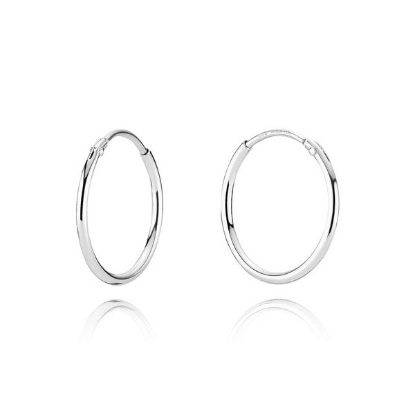 BNH creoler i sterlingssølv med 15 mm diameter og smal 1,3 mm profil — klassiske øreringe til hverdag