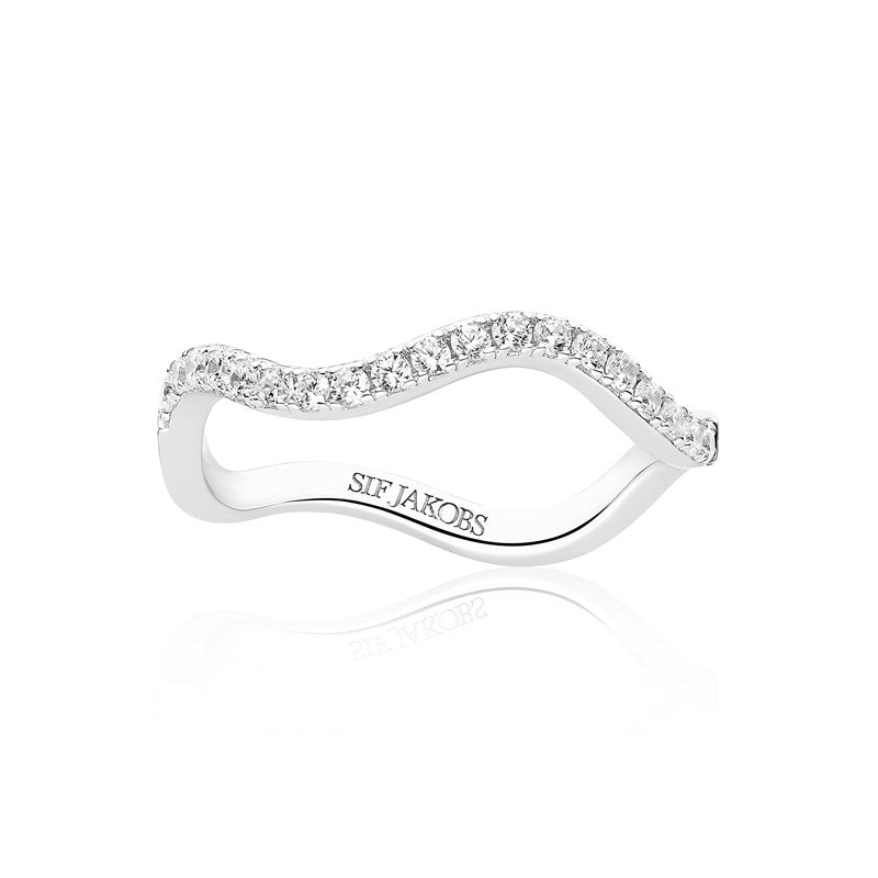 Sif Jakobs Jewellery Ellera Waves ring i sølv med hvide zirkoner – spinkel bølget ring på 2 mm