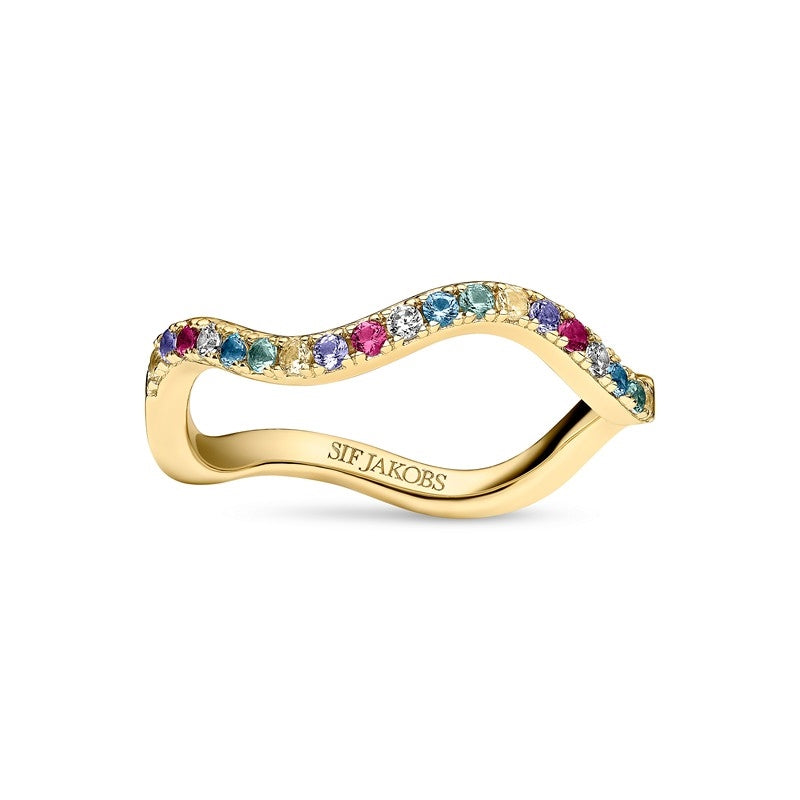 Sif Jakobs Jewellery Ellera Waves ring i forgyldt sølv med multifarvede zirkoner langs bølget linje