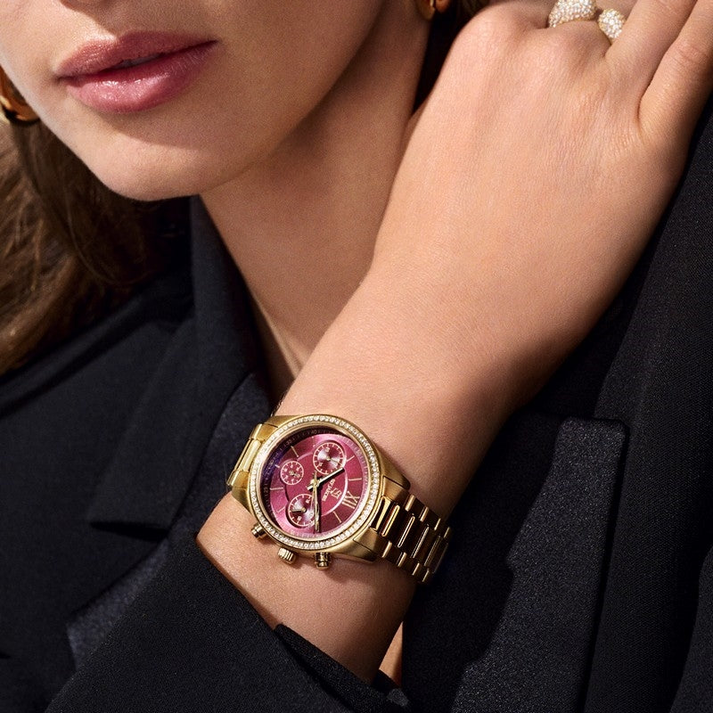 Sif Jakobs Jewellery Domenica dameur i forgyldt stål med bordeaux urskive, set fra siden