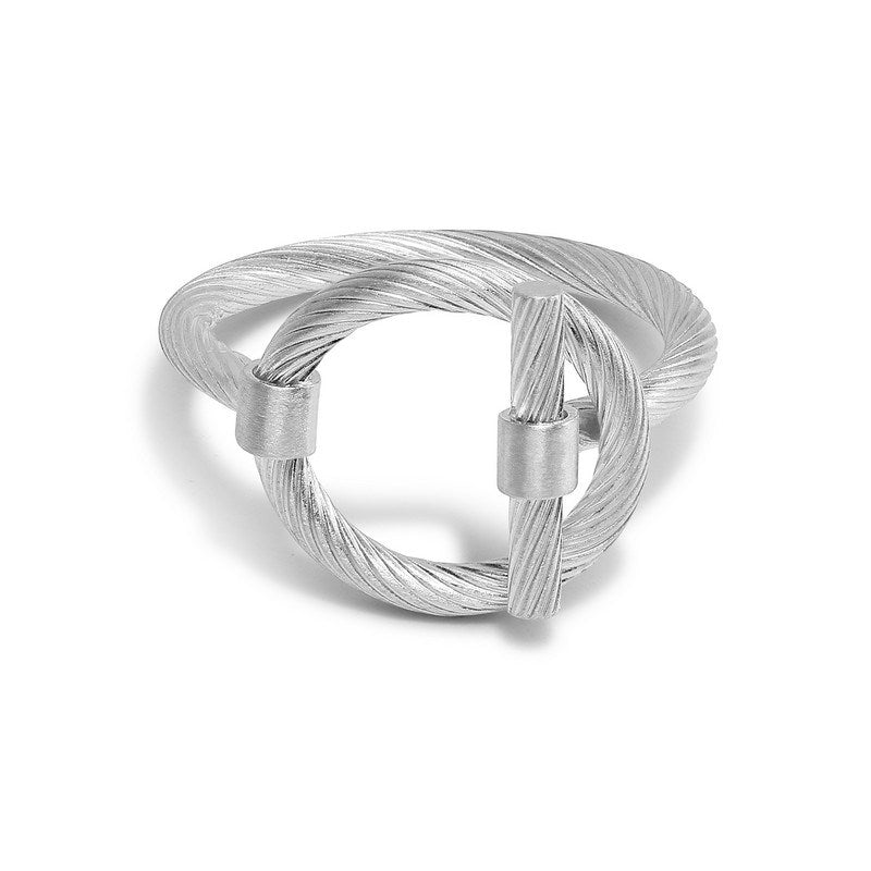 Jane Kønig Souvenir ring i sølv med snoet tråd-design — håndlavet udtryk og tidløs stil