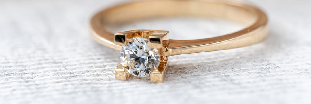 Star diamantsmykker fra Nuran hos Guldcenter