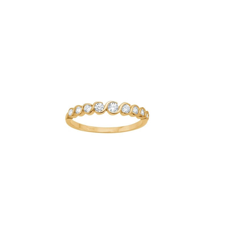 Siersbøl guldring i 8 karat guld med funklende zirkonia sten i klassisk design