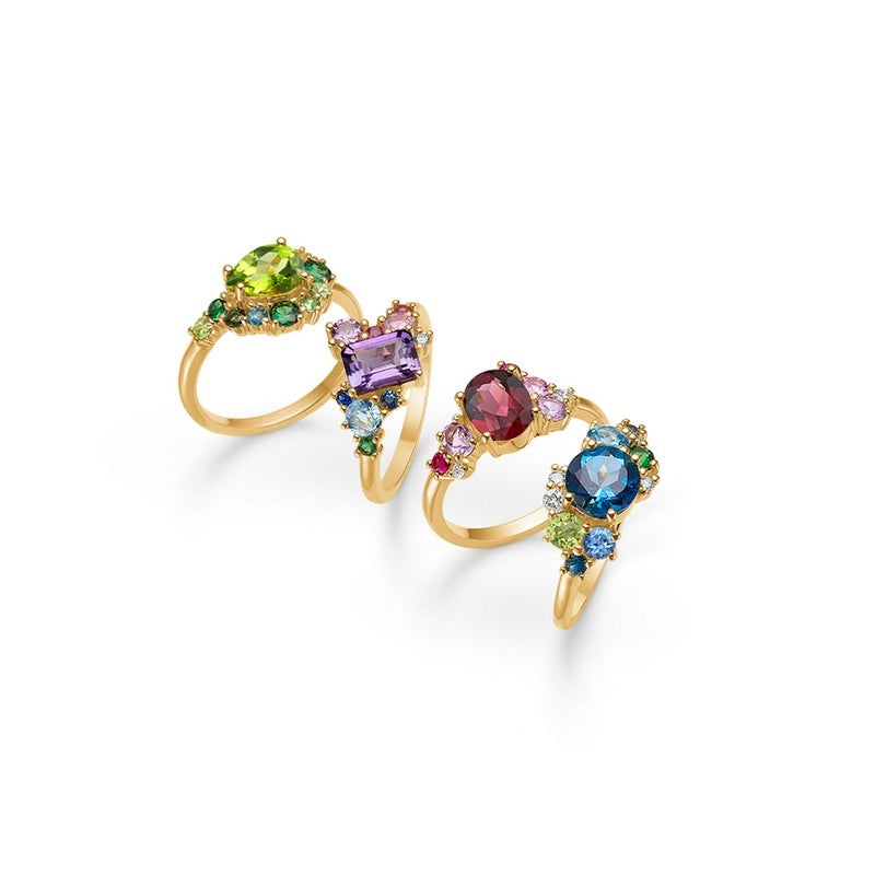 Mads Z Four Seasons Summer ring i 14 karat guld med ametyst, safir og rubin – nærbillede af sten