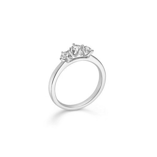 Mads Z Crown Trinity ring i 14 kt. hvidguld med tre brillantslebne diamanter, set fra siden