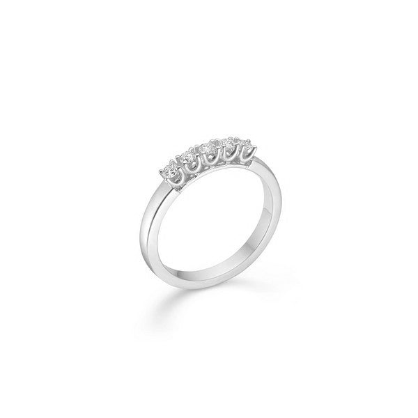 Mads Z CROWN alliance ring i 14 kt. hvidguld med diamanter – nærbillede af fatning