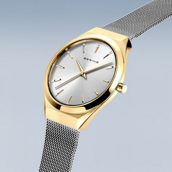 BERING Ultra Slim dameur i sølv med Milanaise mesh rem, nærbillede af detalje