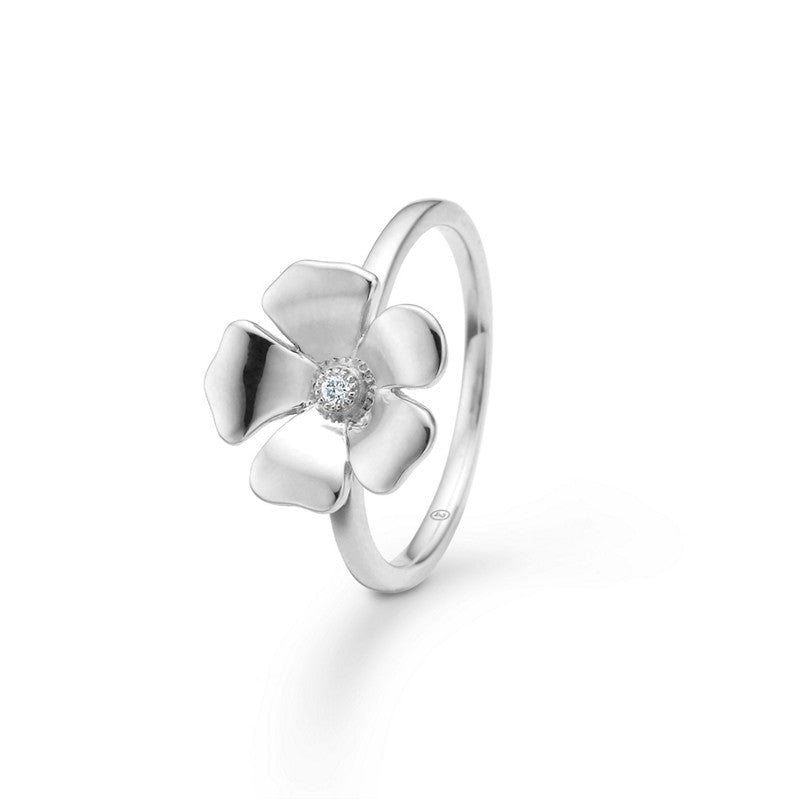 Mads Z Fleur ring i sterlingsølv med hvid topas – blomsterformet sølvring