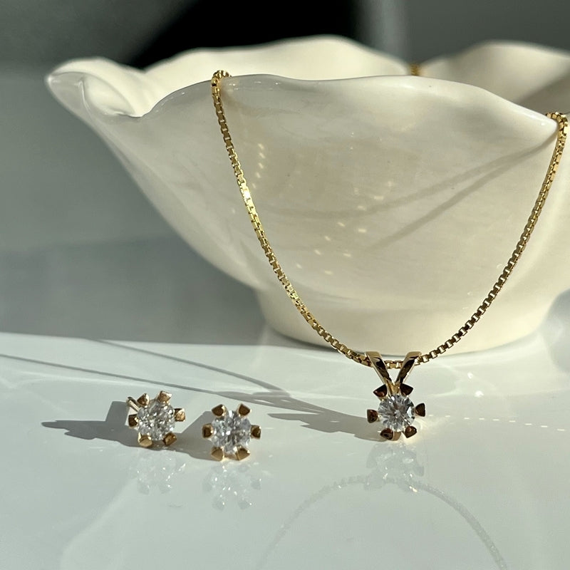 Vida diamantvedhæng 14kt. guld. Brillant 0,03 - 0,50 ct. model