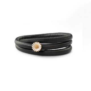 Christina Marguerite læderarmbånd med charm i forgyldt sølv
