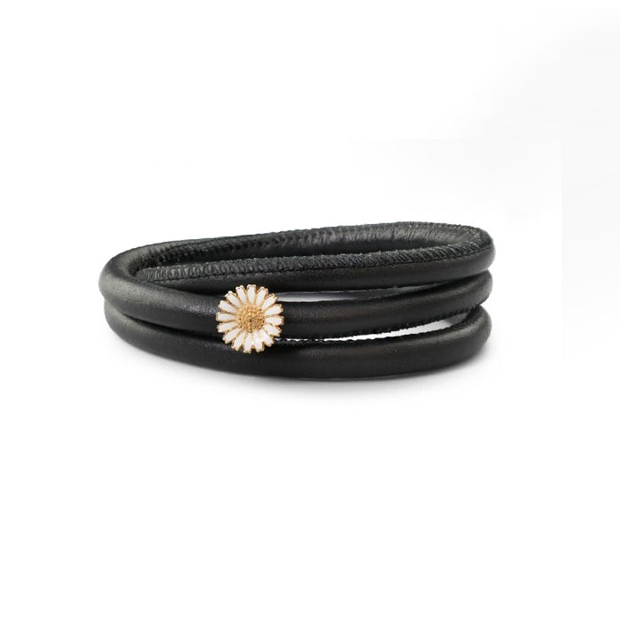 Christina Marguerite læderarmbånd med charm i forgyldt sølv
