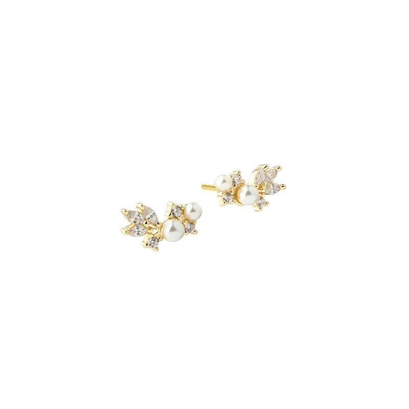 Aqua Dulce Lumi Pearl Earstud i forgyldt sterlingsølv med ferskvandsperler og zirkonia