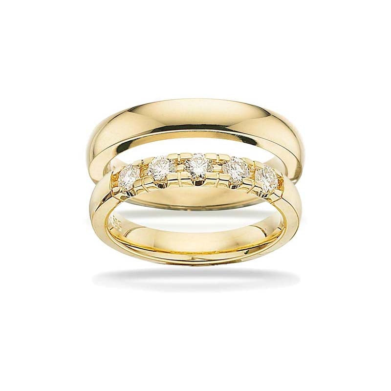Scrouples Grace vielsesring i 14 kt guld med diamanter – nærbillede af sten