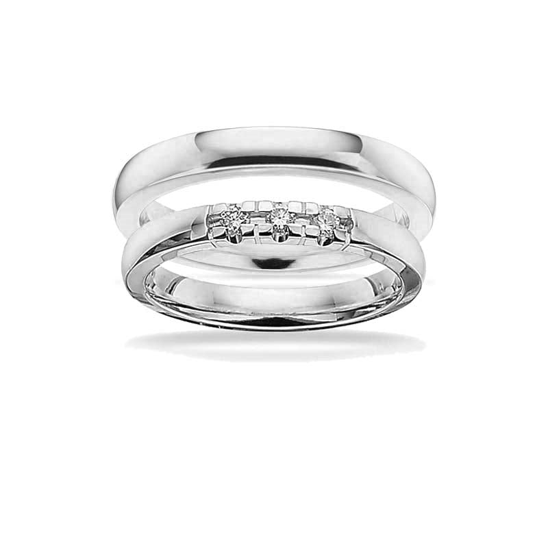 Scrouples Grace vielsesring i 14 karat hvidguld med brillantslebne diamanter – nærbillede af sten