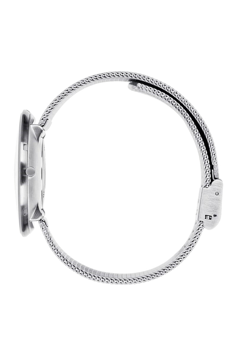 Arne Jacobsen Bankers ur i rustfrit stål med hvid skive og mesh lænke – nærbillede af sten

Wait, der er ingen sten i dette produkt. Lad mig lave det om.

Arne Jacobsen Bankers ur i rustfrit stål med hvid skive og stål mesh lænke – nærbillede af detalje