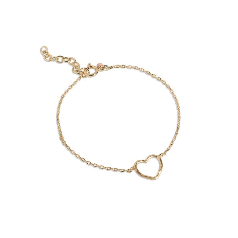 Enamel Copenhagen Organic Heart armbånd i forgyldt sølv med integreret hjerte i kæden