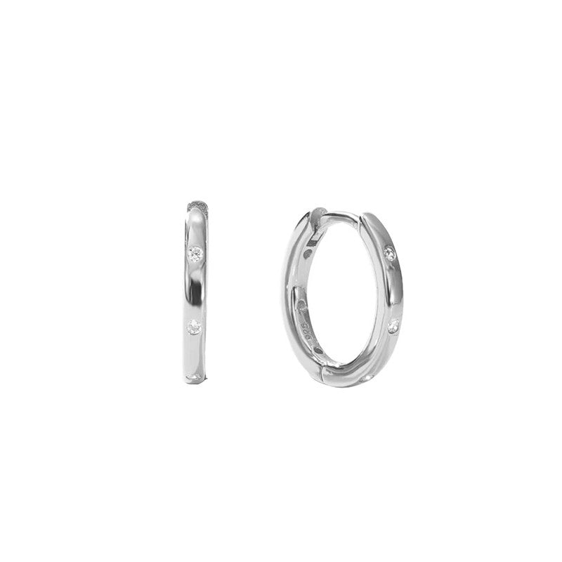 ByBirch Line Hoops i sterling sølv med zirkonia – klassiske hoops på 12,4 mm med funklende detalje