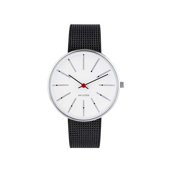 Arne Jacobsen Bankers armbåndsur i stål med hvid skive og sort meshlænke, Ø 34 mm