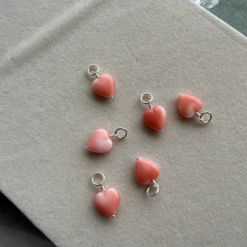 French Heart vedhæng forsølvet messing - Coral