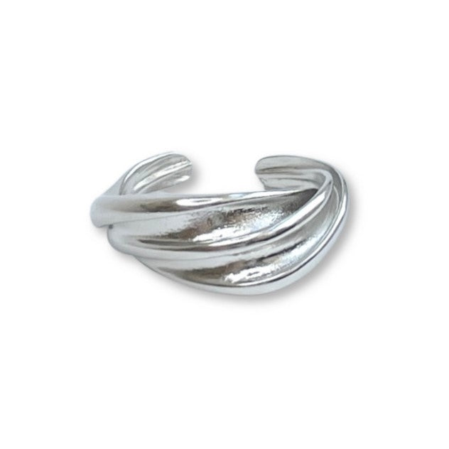 MerlePerle Sheela ring i sterlingsølv med twistet skulpturelt design – justerbar åben ring