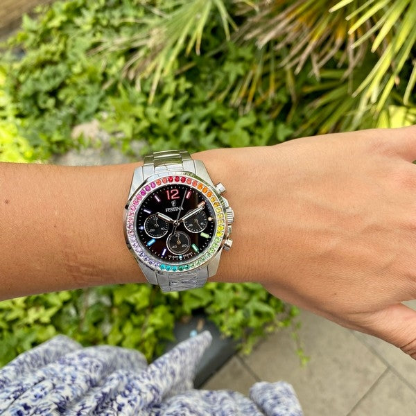 Festina Rainbow dameur i stål med sort skive og zirkonia – nærbillede af sten