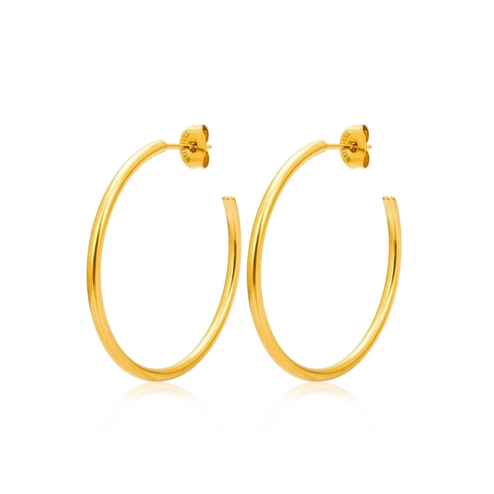 Forgyldte titanium hoops i stor størrelse - lette og nikkelfri