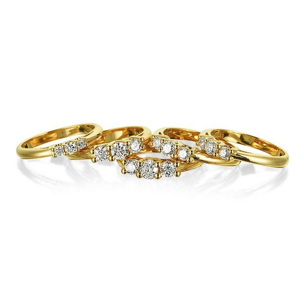 Nuran Tria guldring i 14 kt. med brillantsleben diamant – set fra siden