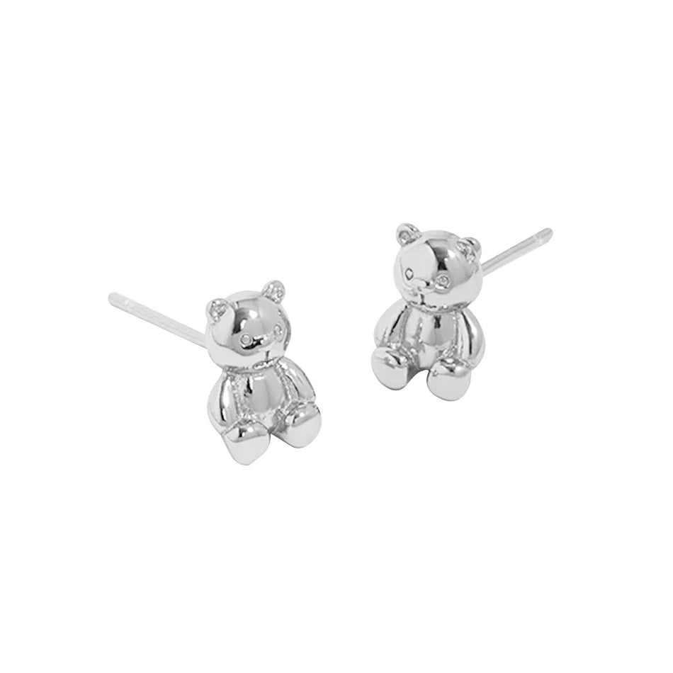 MerlePerle Teddy øreringe i blankt sterlingsølv formet som små bamser – 8,4 mm
