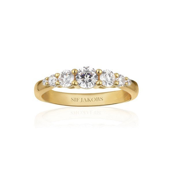 Sif Jakobs Jewellery Belluno ring i forgyldt sølv med klare zirkoner i varierende størrelser