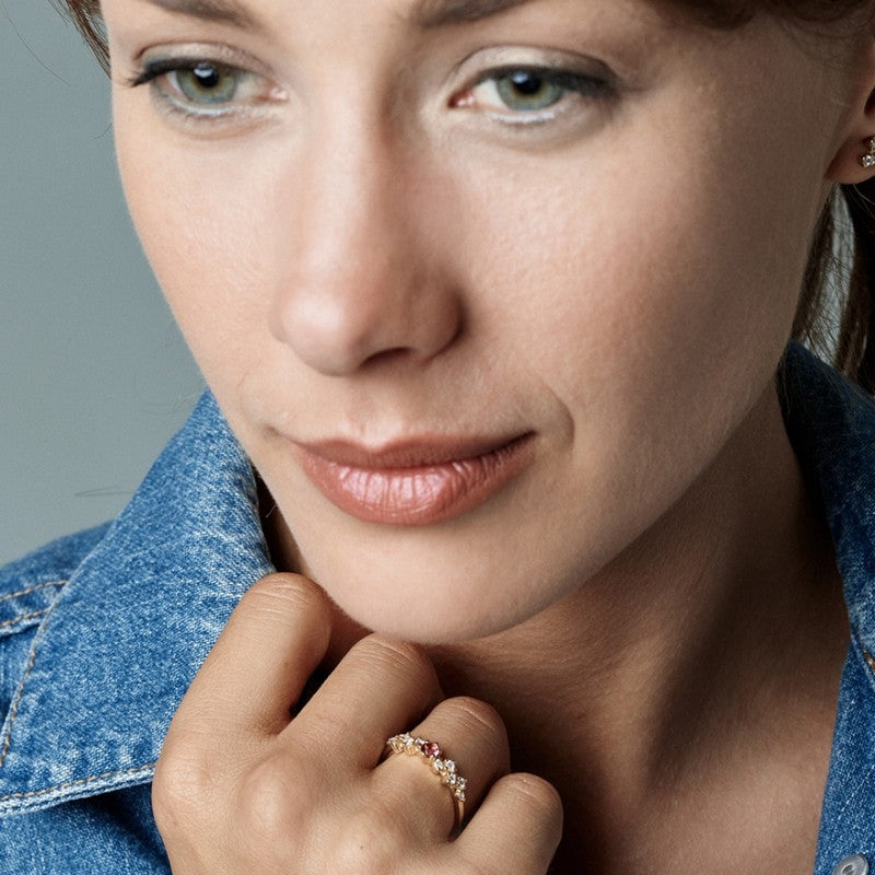 Nuran Twinkle ring i 14 kt. guld med pink turmalin og diamanter – nærbillede af sten