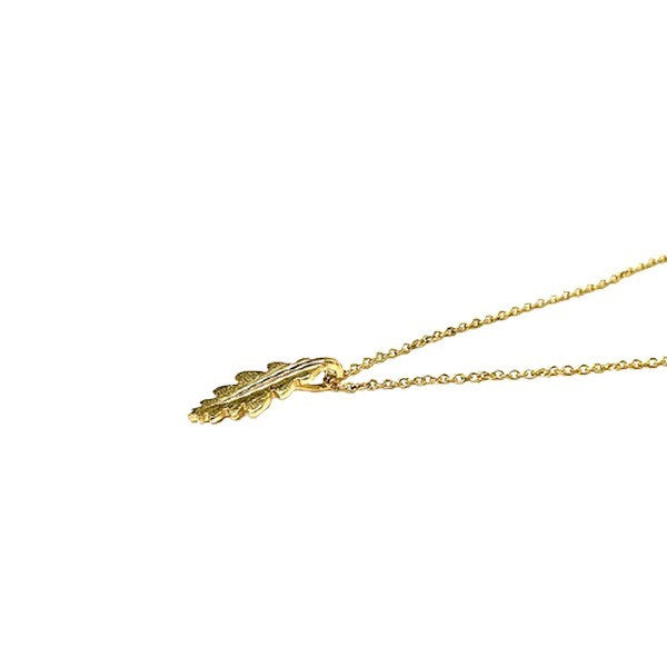 Scrouples bladvedhæng i 8 kt. guld med zirkonia – nærbillede af sten