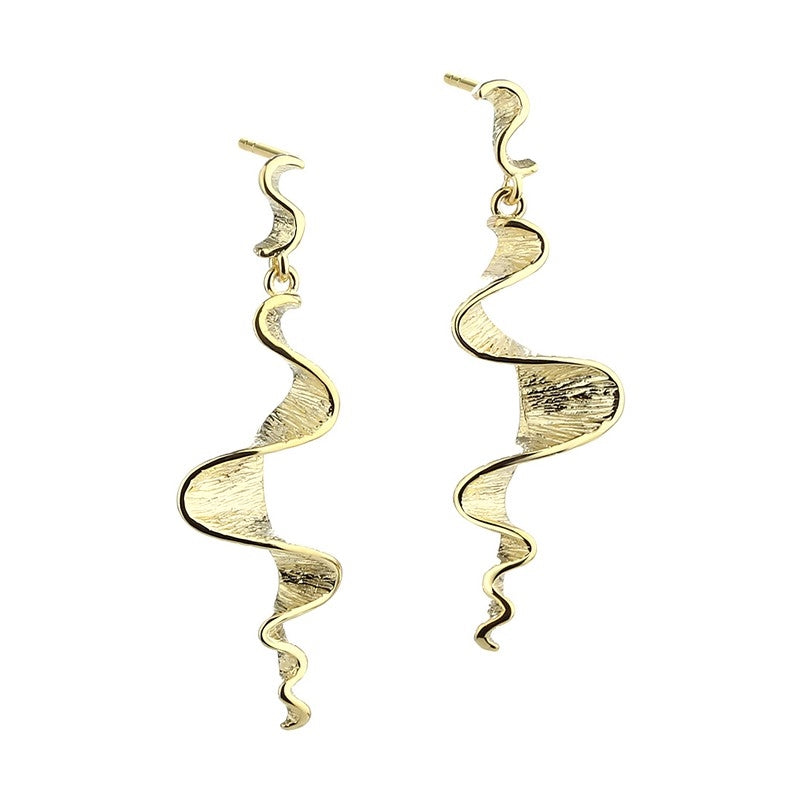 Aqua Dulce Rhumba Long Earring – lange øreringe i forgyldt sterlingsølv med bølgende, teksturerede former