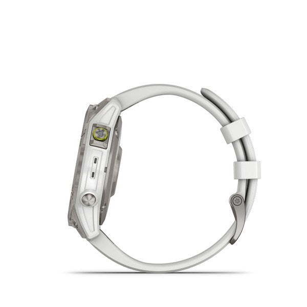 GARMIN Epix Gen 2 smartwatch i titanium med safirkrystal – mod hvid baggrund