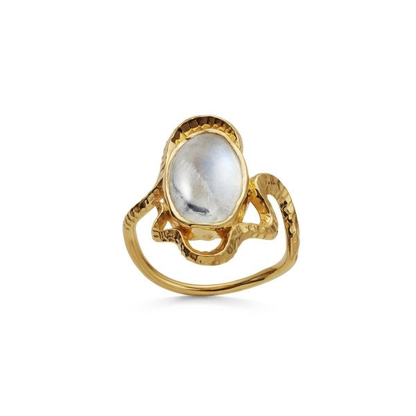 Maanesten Siren ring i forgyldt sølv med rainbow moonstone – varm gylden glød og feminint design