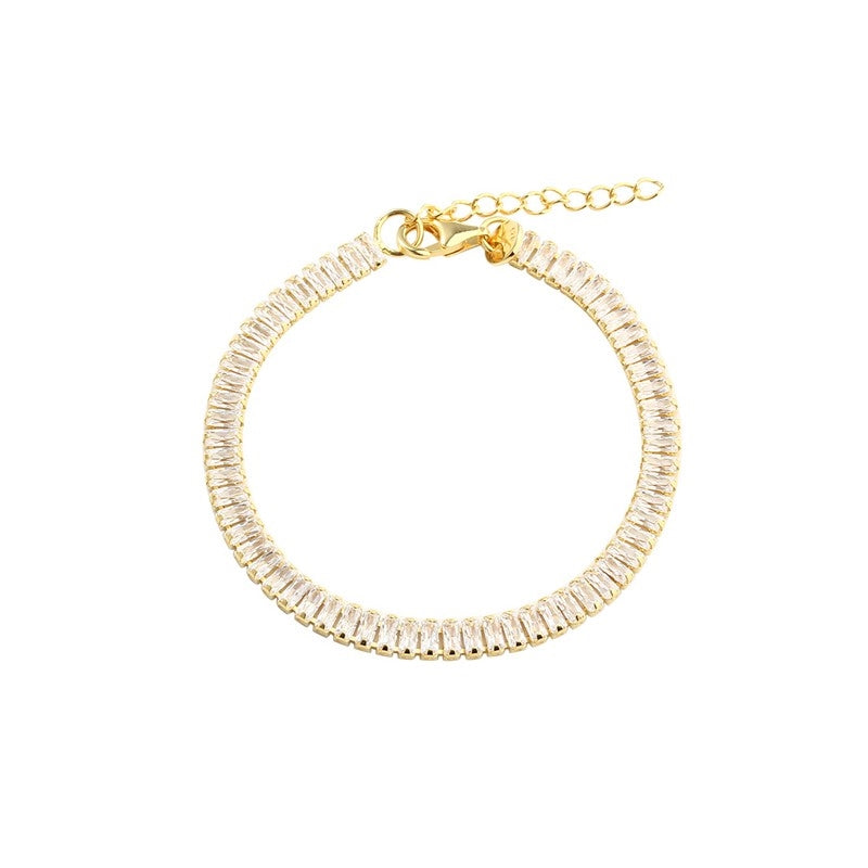 Aqua Dulce Philina Bracelet i forgyldt 925 sølv med baguette-slebne zirkonia-sten
